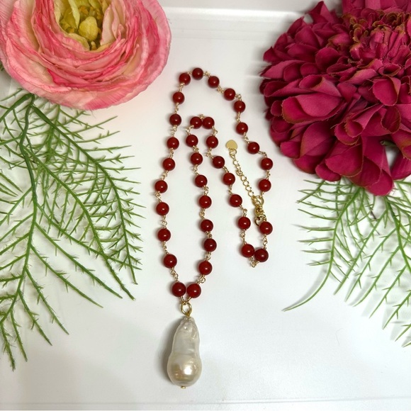 NEW⚜️Red Jade & Freshwater Pearl Handmade Necklace - Picture 3 of 7